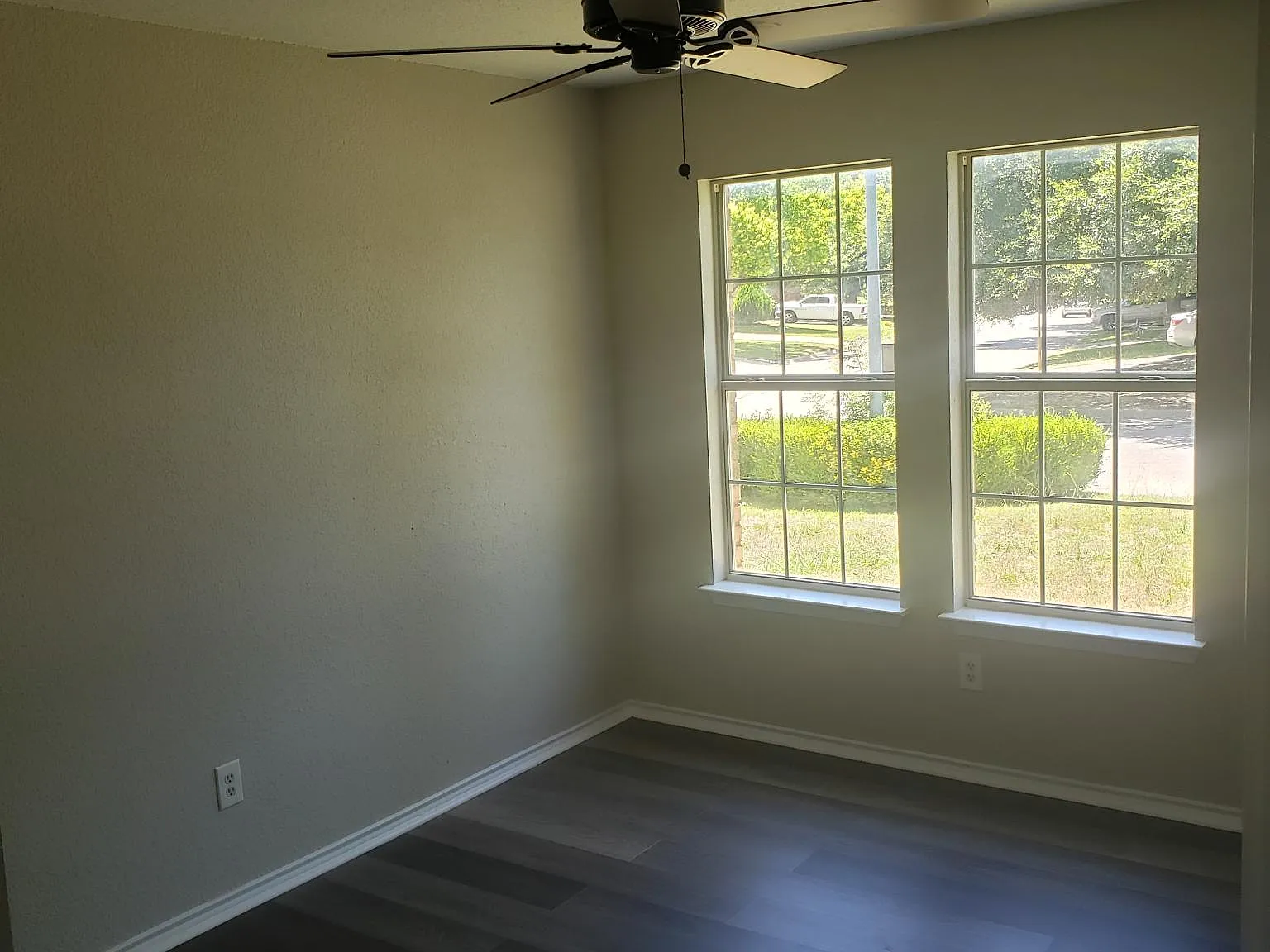 3 bed, 1347 sqft, $1,695 — Photo 4