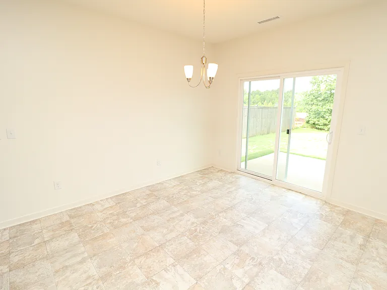 1149 Noor Ln — Photo 10