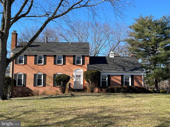 20532 Farcroft Ln, Gaithersburg, MD 20882