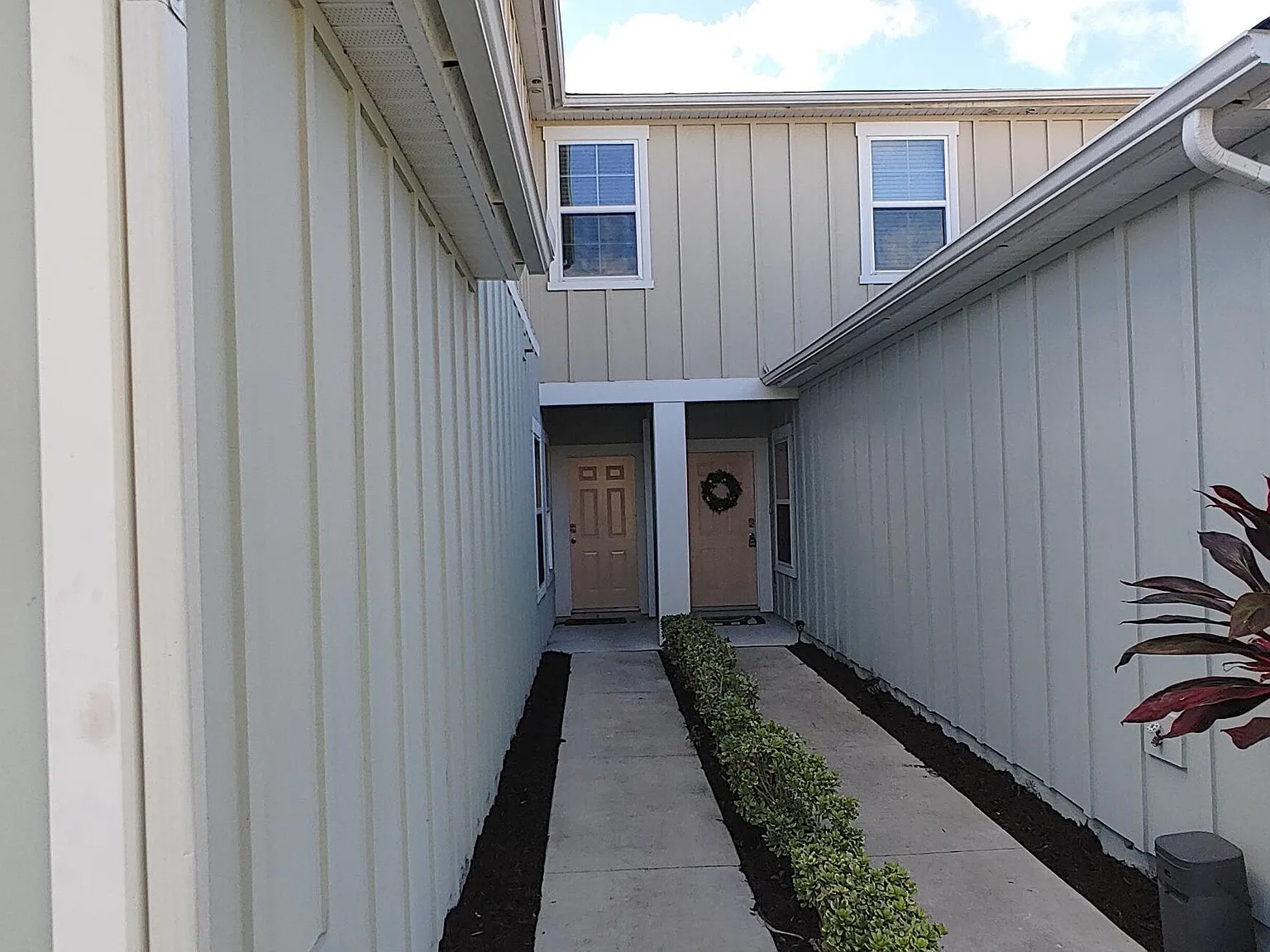 3 bed, 2.5 bath, 1502 sqft, $1,995 — Photo 3
