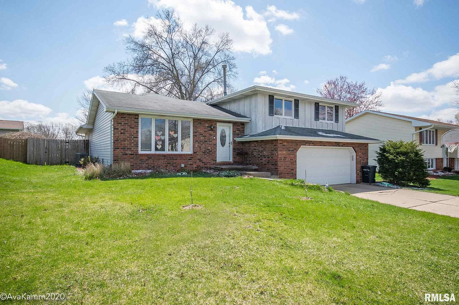 3204 W Chadwick Ln photo 1