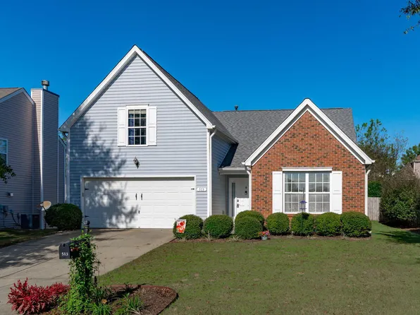 513 Aspen Grove Dr, Fuquay Varina, NC 27526