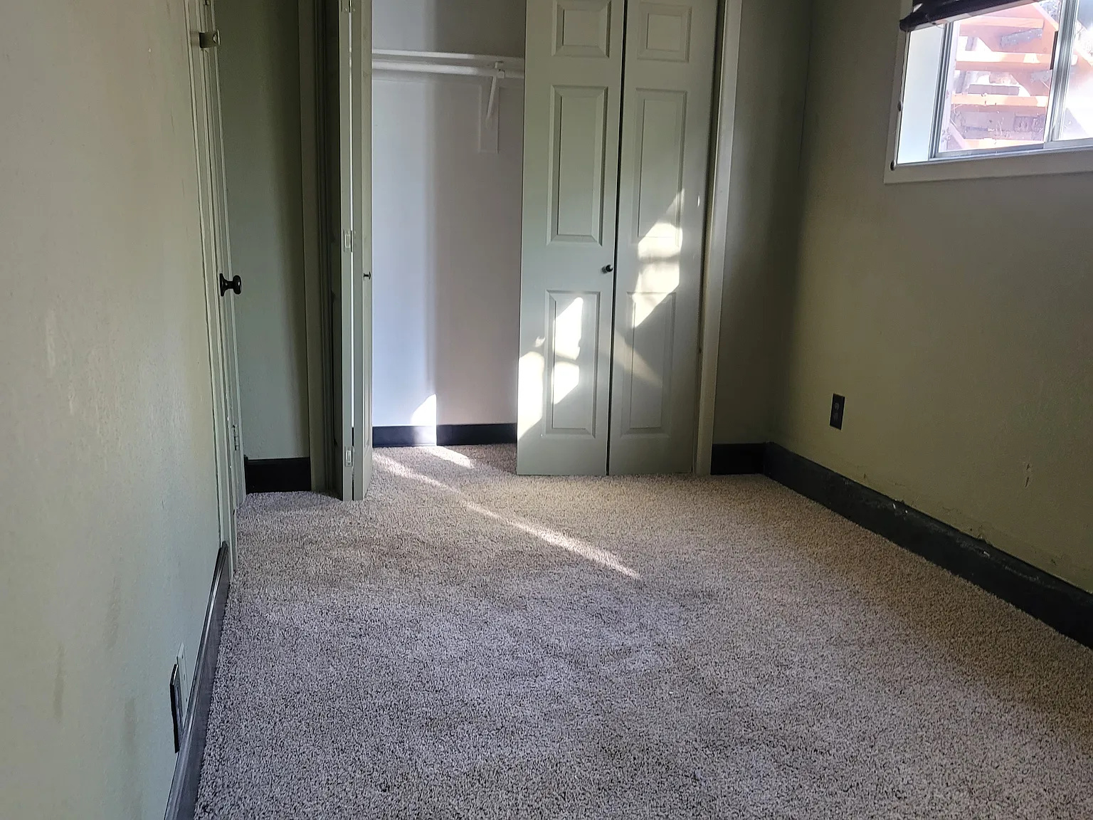 2 bed, 1200 sqft, $1,795 — Photo 4