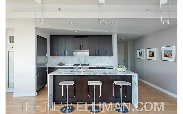 Rented by Douglas Elliman | media 33