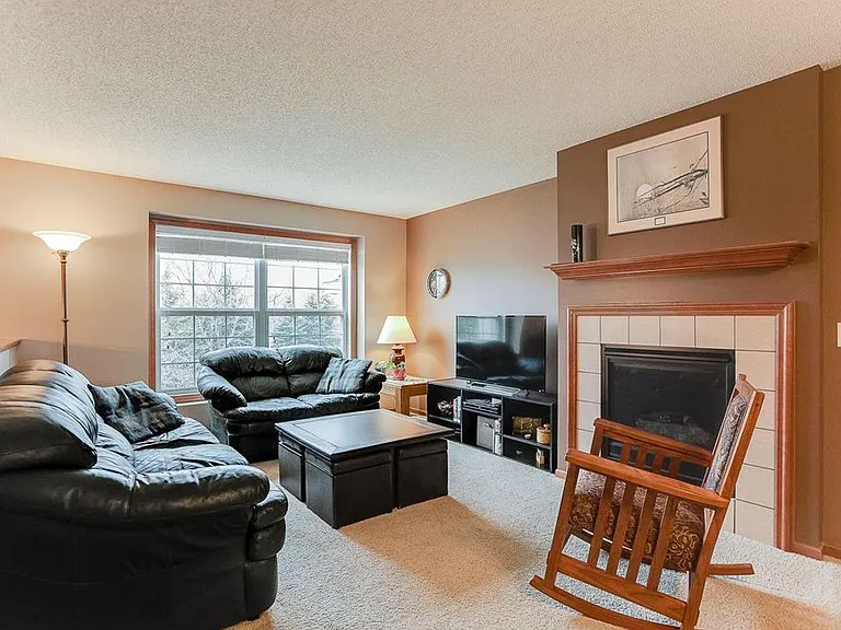 5085 French Dr N — Photo 1