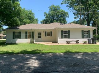 134 S Denton St, Centralia, MO 65240