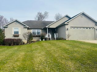 133 Bingham Dr, Brooklyn, MI 49230