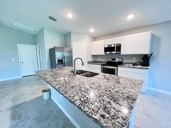 4th image of 23248 Abrade Ave
