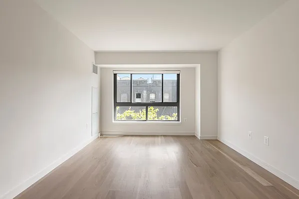 Rented by Nest Seekers International | media 8