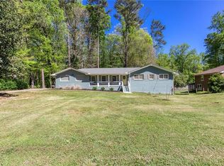 3135 Laura Ln, Lithia Springs, GA 30122