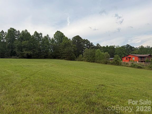 5th image of 6 Parker Padgett Rd