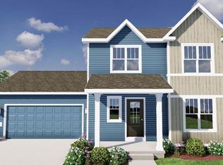 N55W20043 Magnolia Ln, Menomonee Falls, WI 53051