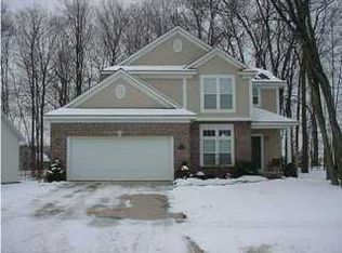 5601 W Grove Dr SE, Kentwood, MI 49512