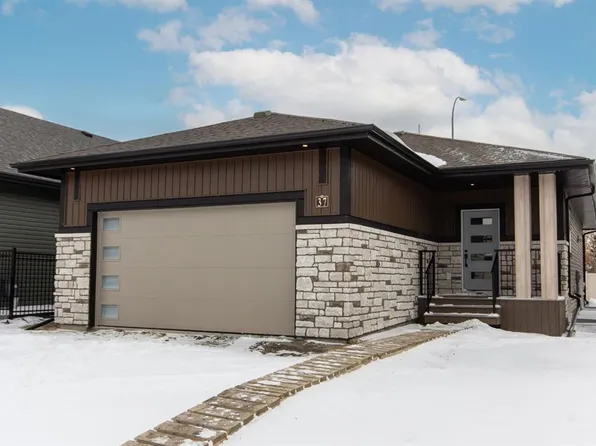 37 N Terra Close, Red Deer, AB T4P 0T7