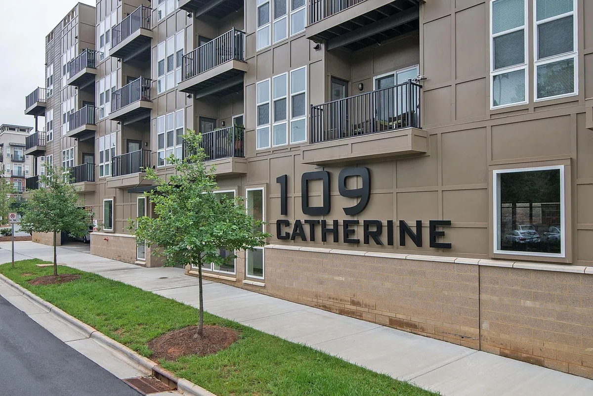 Building Photo - Catherine 36 Apartments