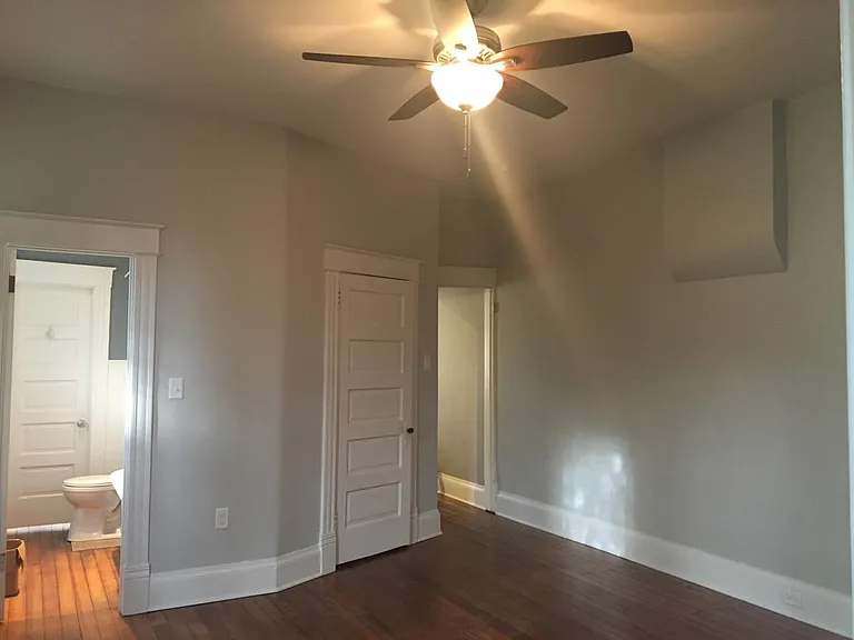 1320 Vandalia Ave #1 — Photo 9