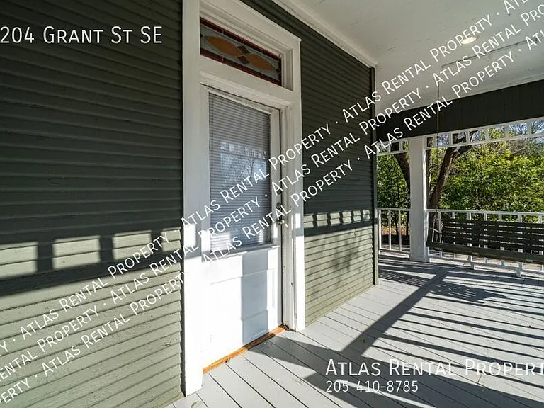 1204 Grant St SE — Photo 5