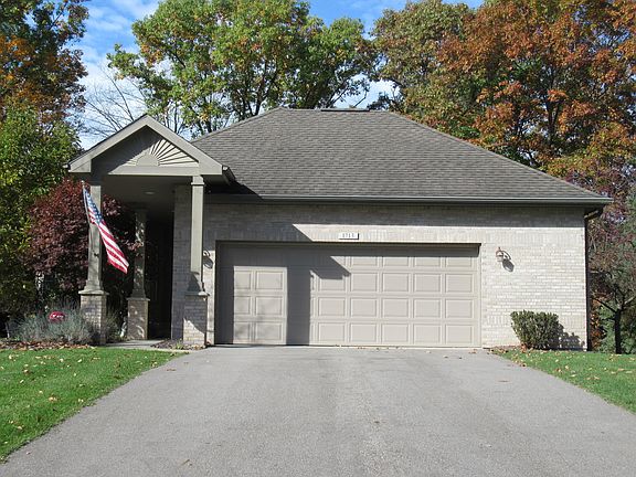 3rd image of 1713 Clear Creek Ct NE