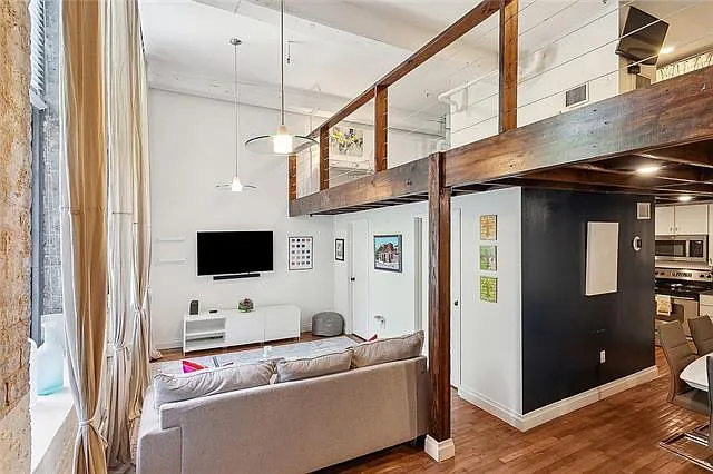 1 bed, 1.0 bath, 1140 sqft, $2,500 — Photo 3