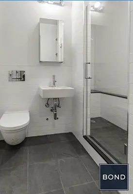 Rented by Bond New York | media 3