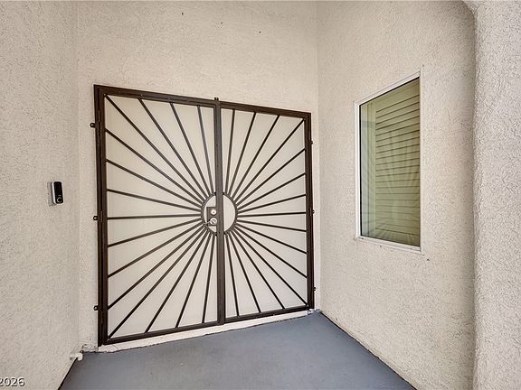 4th image of 8954 Frasure Falls Ave