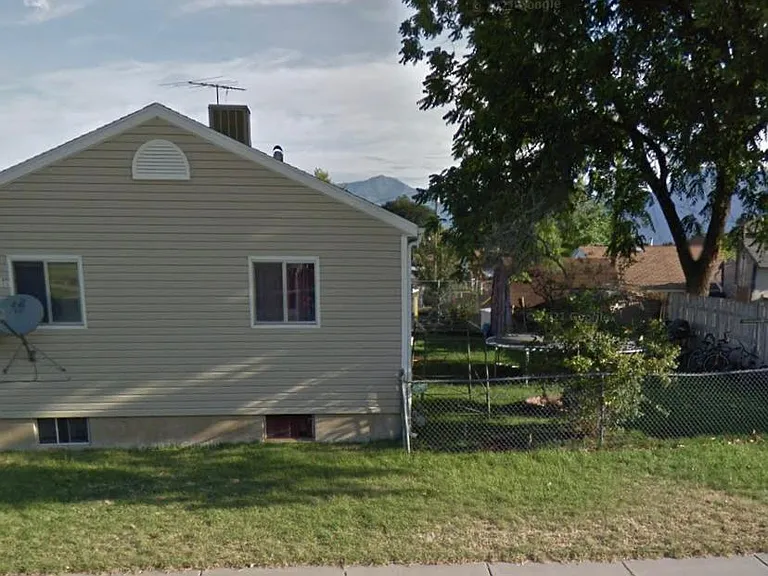 4640 S 475 W — Photo 4