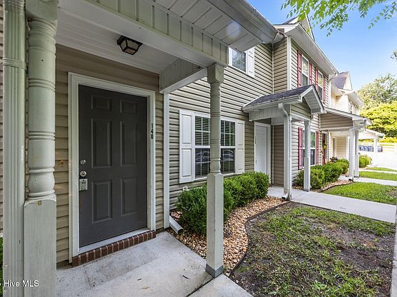 2nd image of 140 Greenford Pl