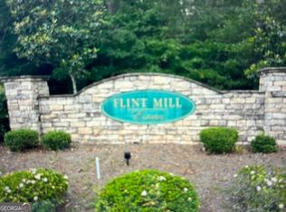 1058 Waverly Dr, Griffin, GA 30224