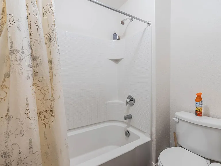 1313 Briercrest Dr — Photo 16