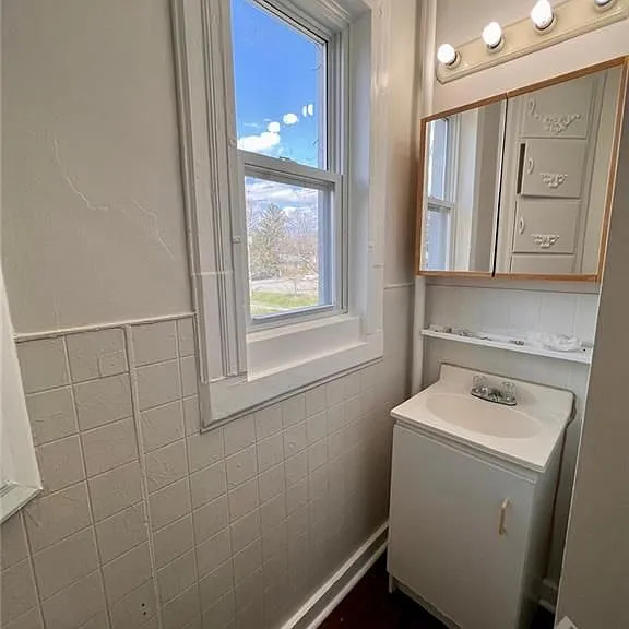 502 Richardson Ave #2 — Photo 12