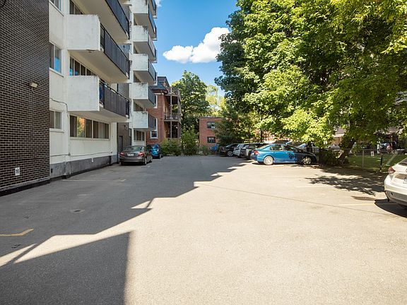 5th image of 270 Somerset St W #505