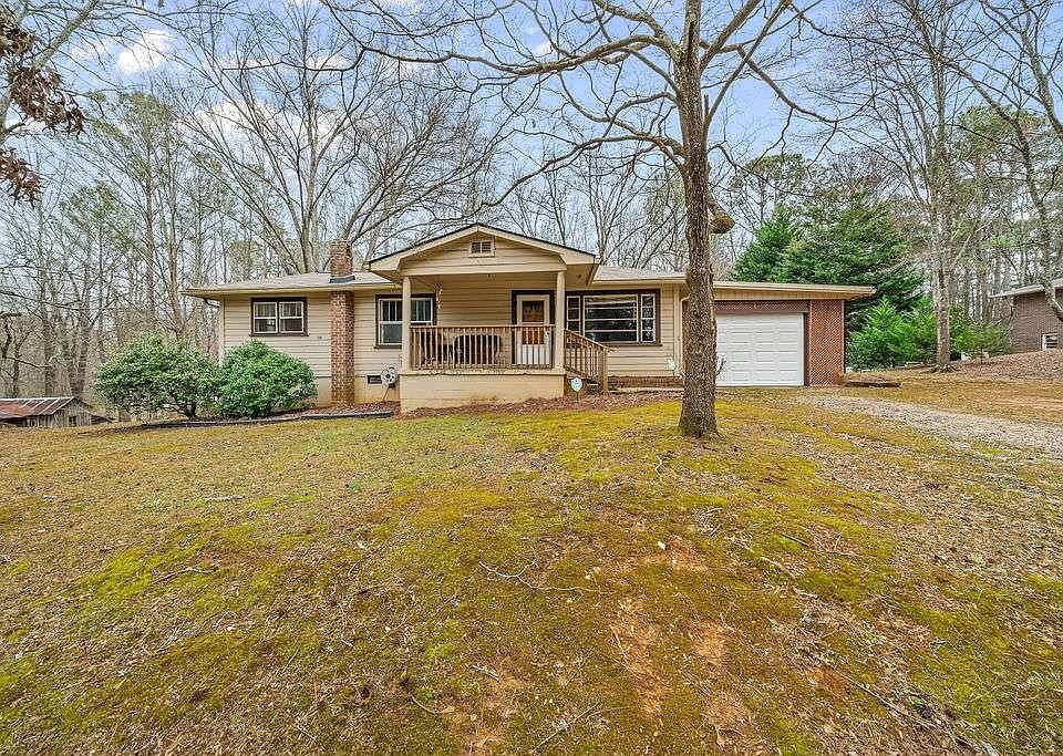 1st image of 101 3rd Ave