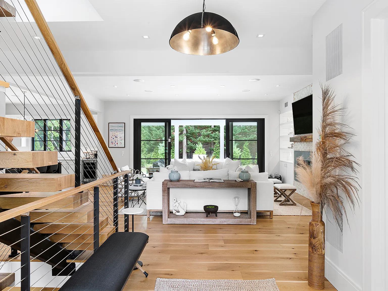Exquisite In East Hampton — Photo 3