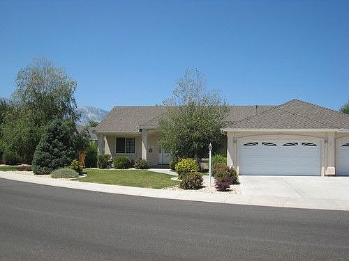 3rd image of 942 Sweetwater Dr