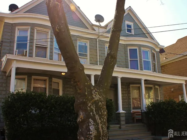 131-133 Patterson St, Perth Amboy, NJ 08861