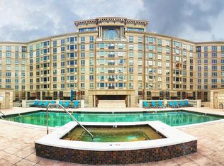 595 River Rd #4, Edgewater, NJ 07020