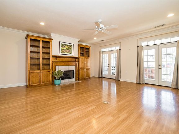 5th image of 1223 Belvoir Pl