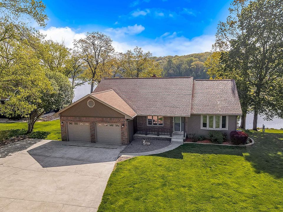 1st image of 618 Beechwood Dr