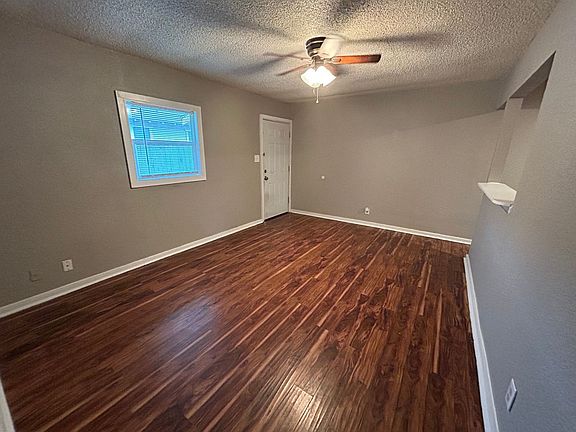 5th image of 1026 Edison Dr