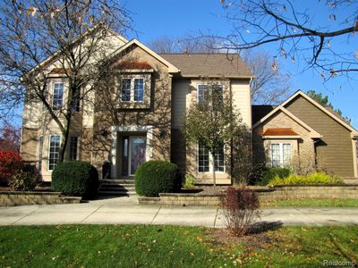 11689 Deer Creek Cir, Plymouth, MI, 48170