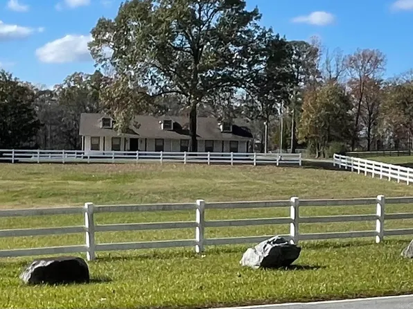 (undisclosed Address), Alexander, AR 72002