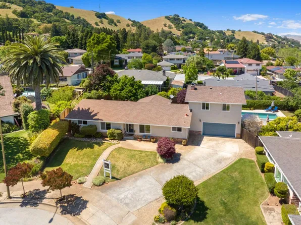17080 Piedmont Ct, Morgan Hill, CA 95037
