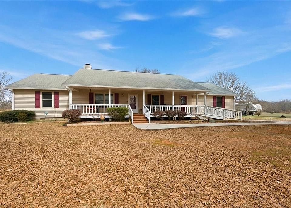 1st image of 298 Trestle Rd