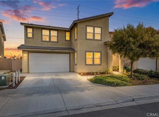 1176 Woodbury Ln, Mentone, CA