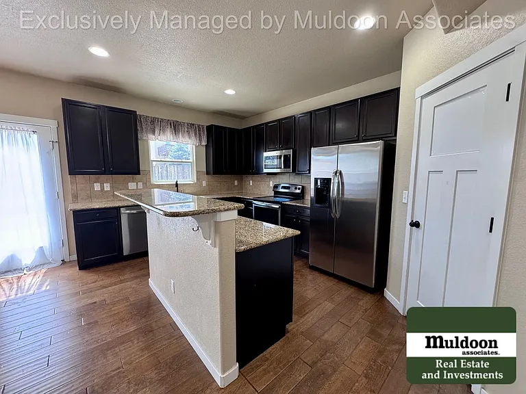 7696 Bonterra Ln — Photo 9