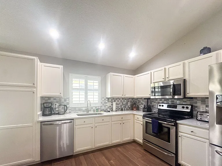 2818 Long Leaf Pine St — Photo 6