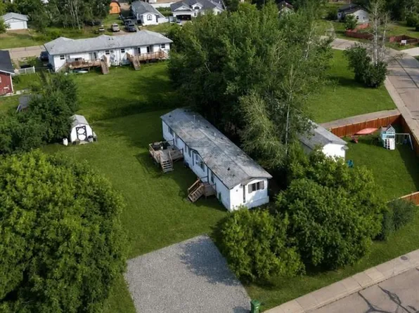 5104 W 48th Ave, Mackenzie County, AB T0H 1N0