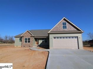 121 Clearview Heights St, Boiling Springs, SC 29316