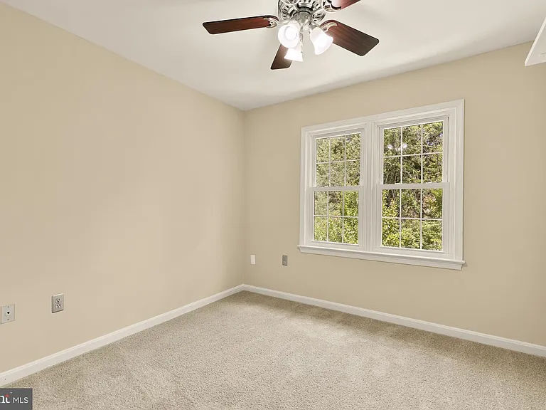 8221 Doctor Craik Ct — Photo 16