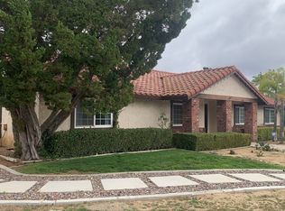 35800 Calle Nopal Rd, Temecula, CA 92592
